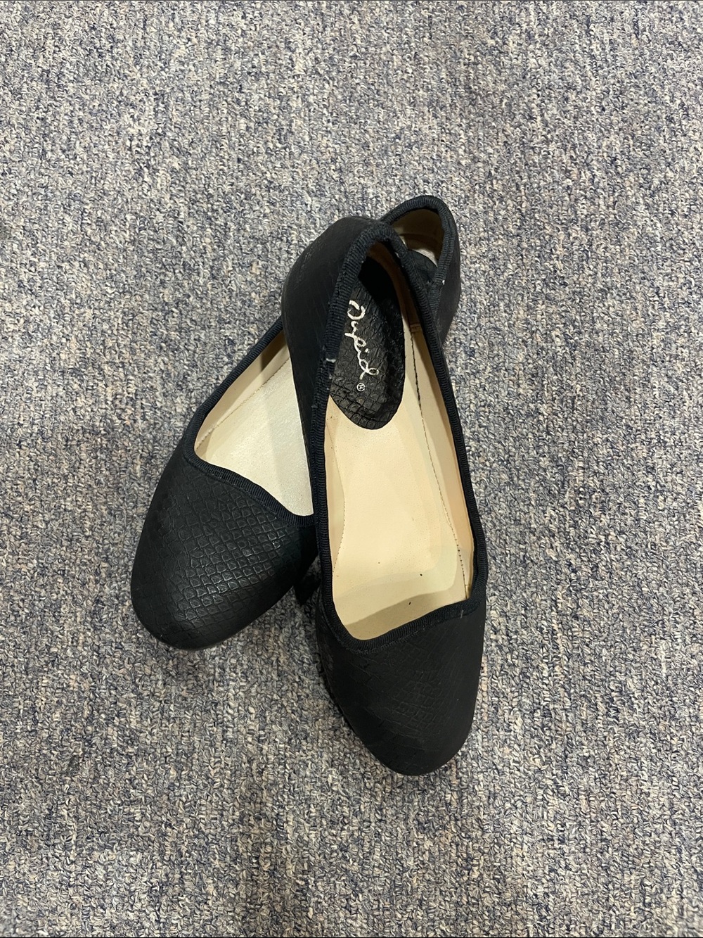 Qupid Black Textured Slip-On Ballet Flats